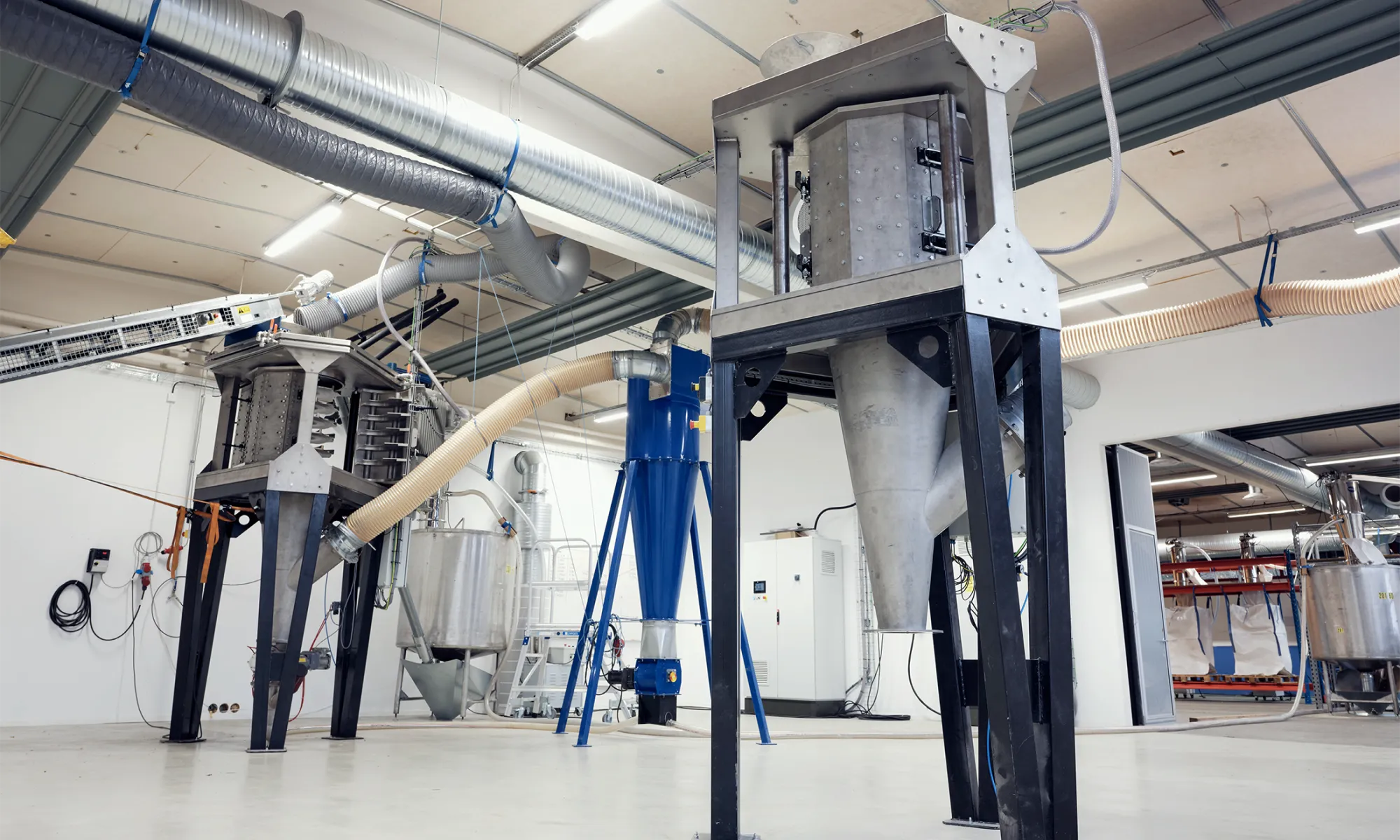 65c5edef829d60ecc3579fe1_librixer_test-center